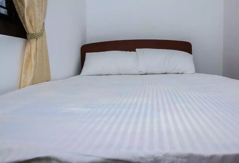 پانسیون Golden Star Guest House