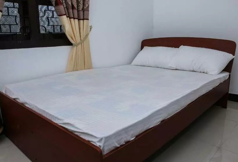 پانسیون Golden Star Guest House