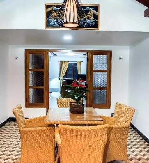 پانسیون Golden Star Guest House