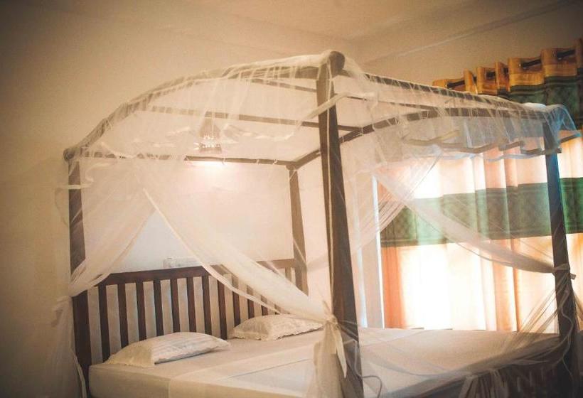 Pensionat Tanoaks Villa