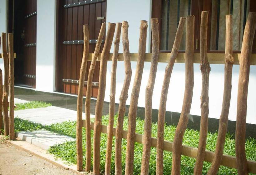 Pensionat Tanoaks Villa