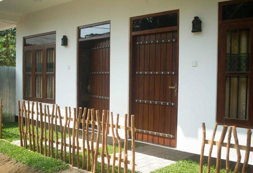 Pensionat Tanoaks Villa