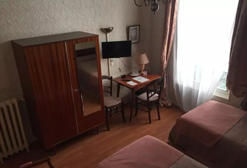 ホテル Cronstadt