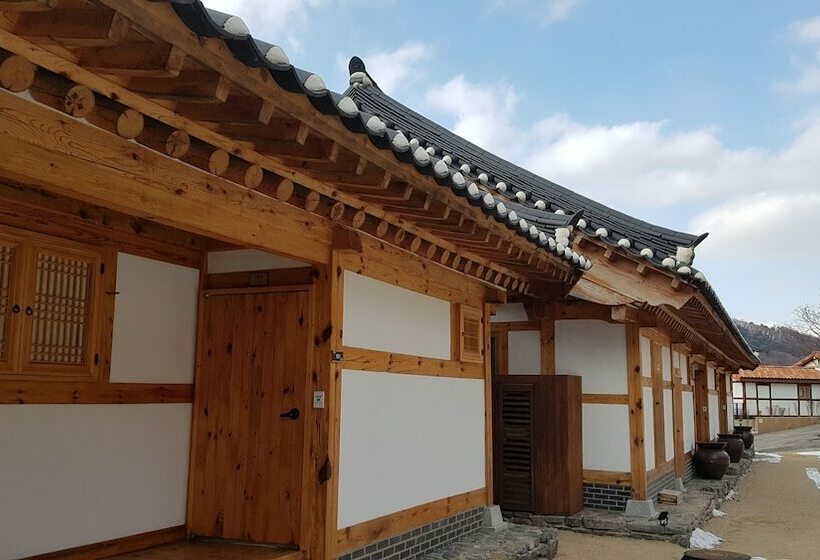 فندق Korea Palace