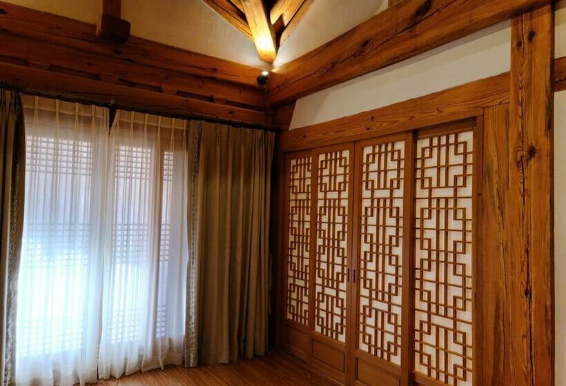 فندق Korea Palace