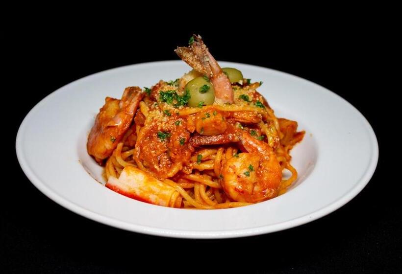 هتل Koimala Beach Ukulhas