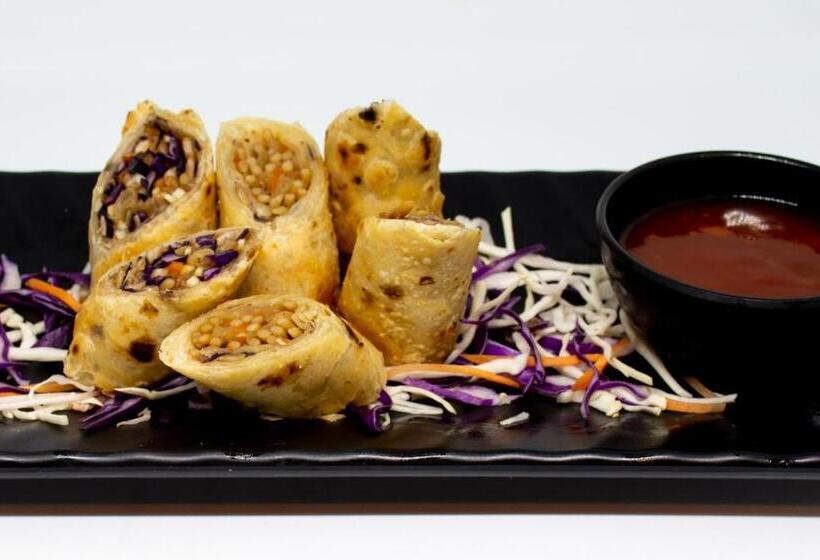 هتل Koimala Beach Ukulhas