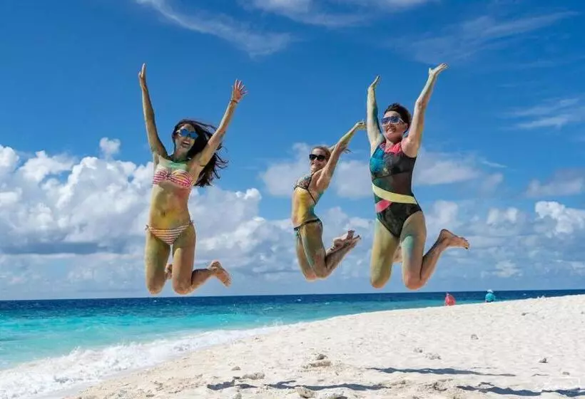 هتل Koimala Beach Ukulhas