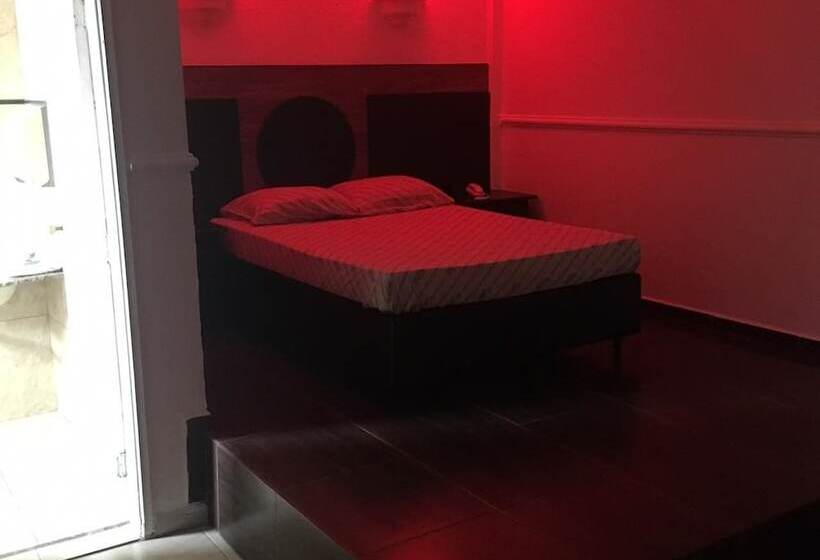 Stilus Hotel Adults Only