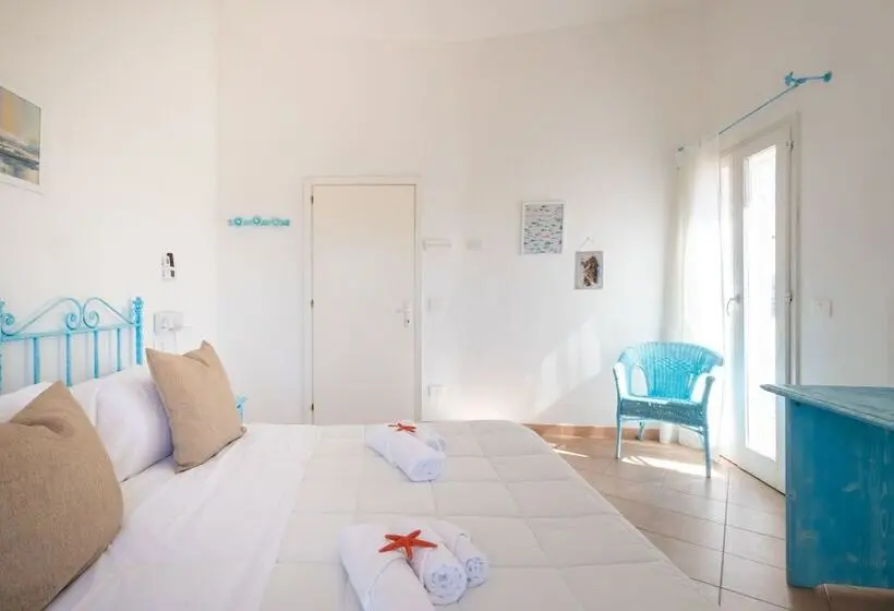 ホテル Hotiday Baja Sardinia Seaside