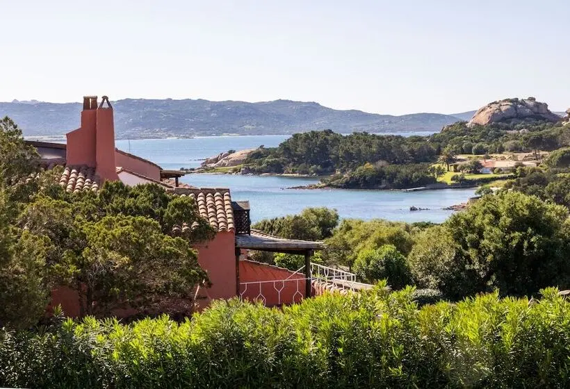 ホテル Hotiday Baja Sardinia Seaside