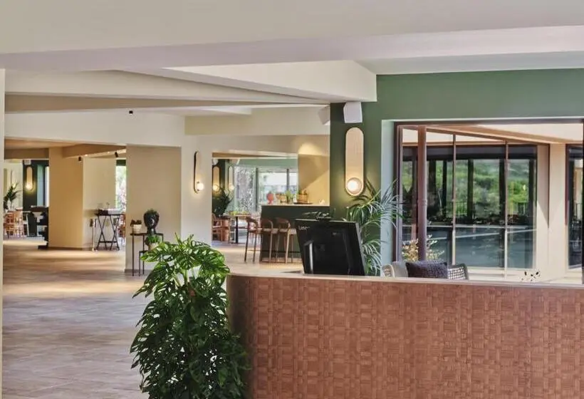 リゾートホテル Mangia's Costa Ragusa Borgo