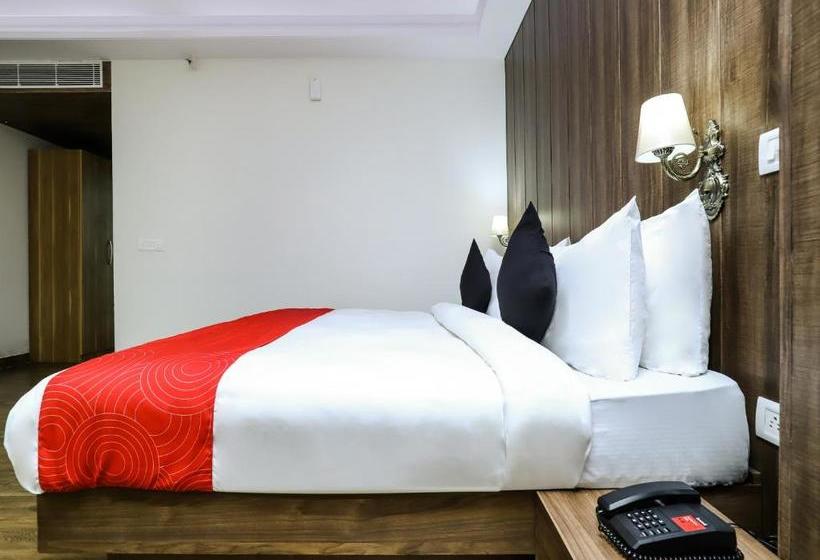 בית מלון כפרי Collection O 30049 Beta Plaza