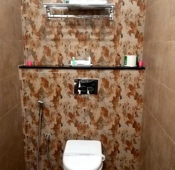 酒店 Grand Elegant