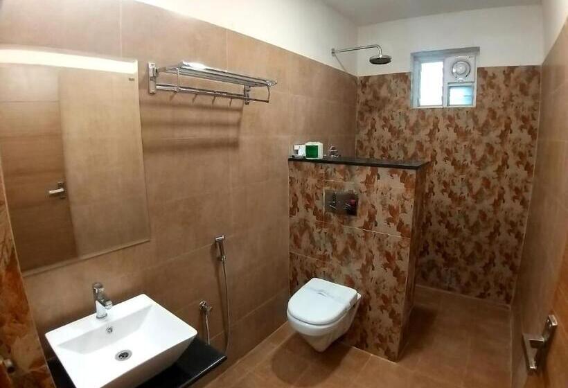 酒店 Grand Elegant