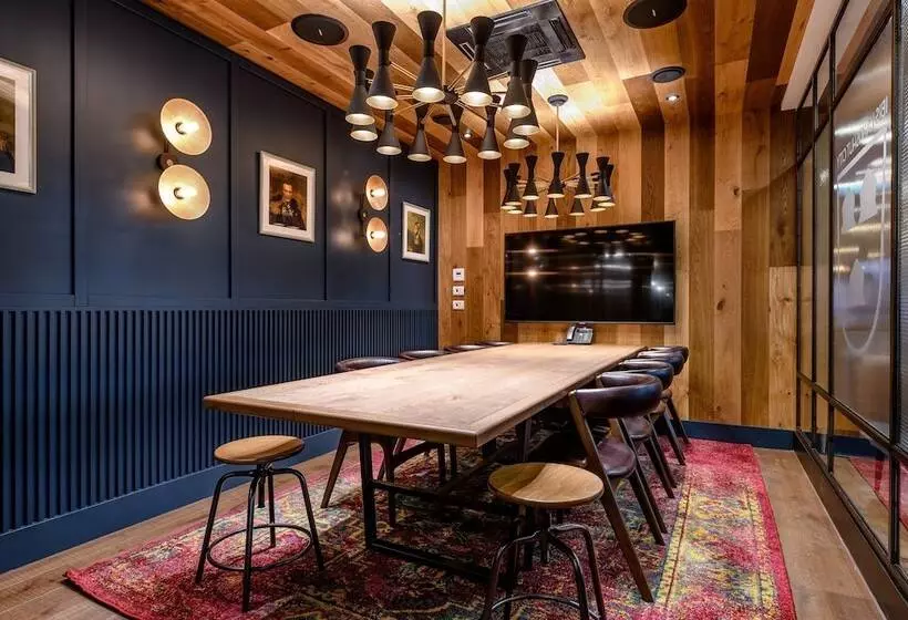 Hotelli Ibis Landshut City