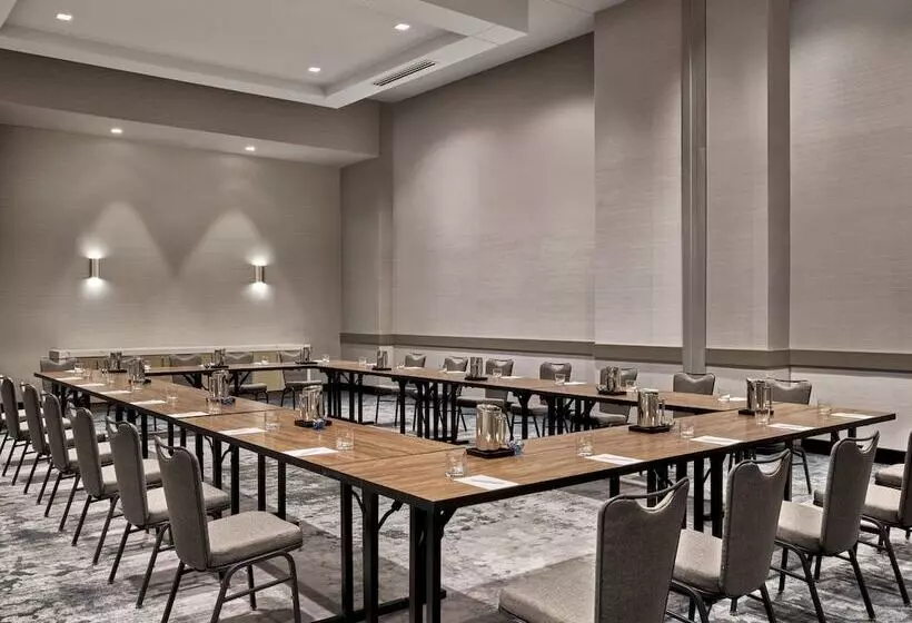 ホテル Live! By Loews  Arlington Tx