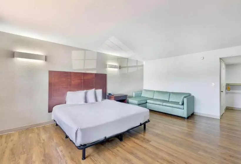 Motel 6falls Church, Va  Arlington Boulevard