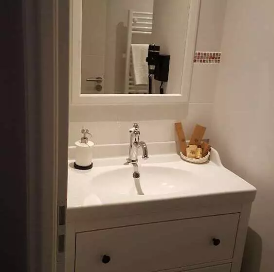 Hotelli Chez Jacqueline