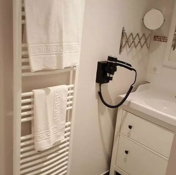 Hotelli Chez Jacqueline