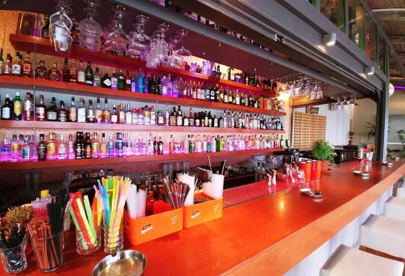 Hotelli Onar Corfu Aparts & Studios