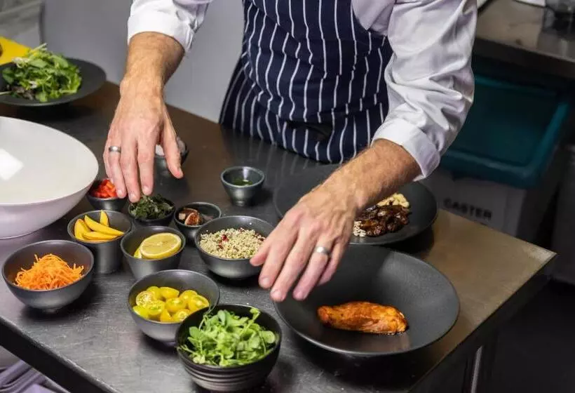 ホテル Elite Athlete Centre And