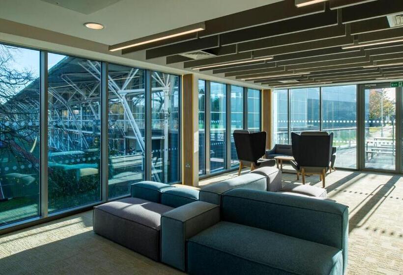 فندق Elite Athlete Centre And