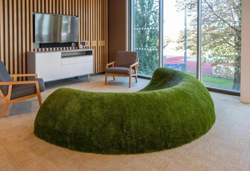 ホテル Elite Athlete Centre And