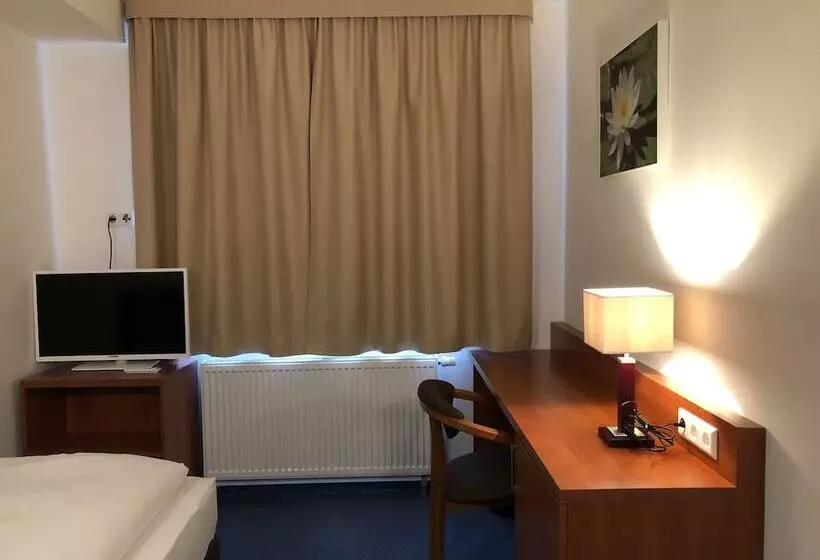Hotel Mirabell