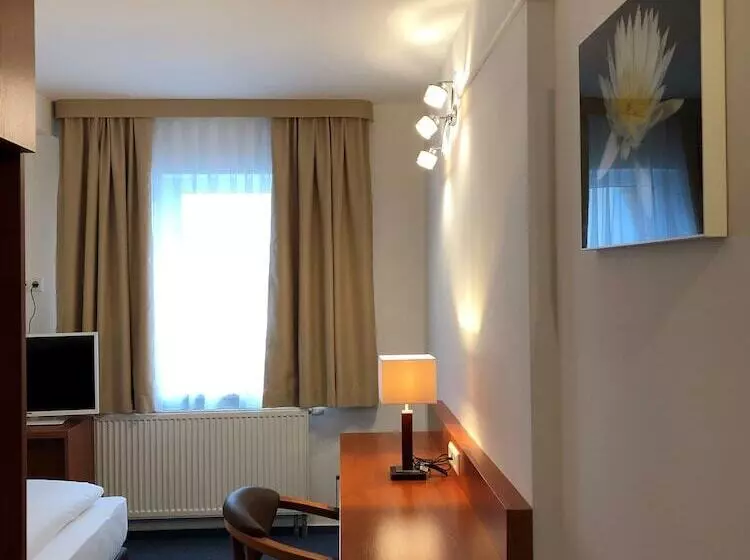 Hotel Mirabell