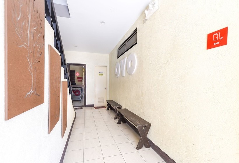 Hotel Oyo 112 Majesty Suites