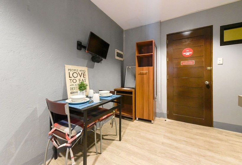 Hotel Oyo 112 Majesty Suites