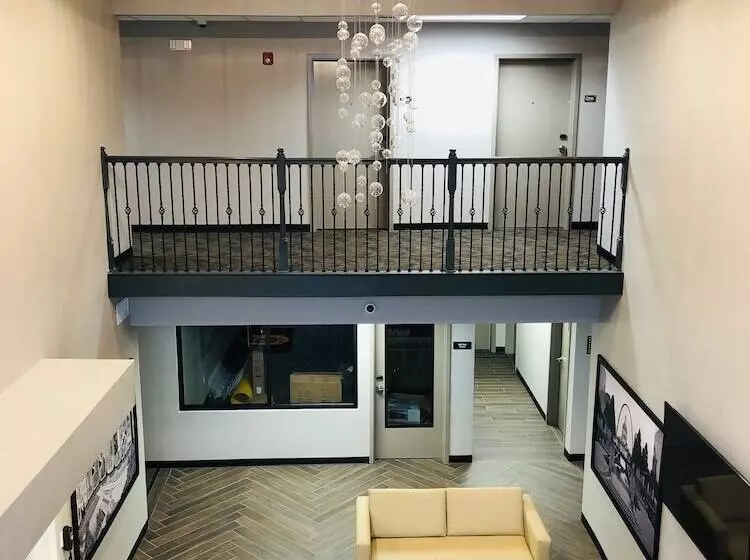 Hotelli Super 8 By Wyndham St. Louis North