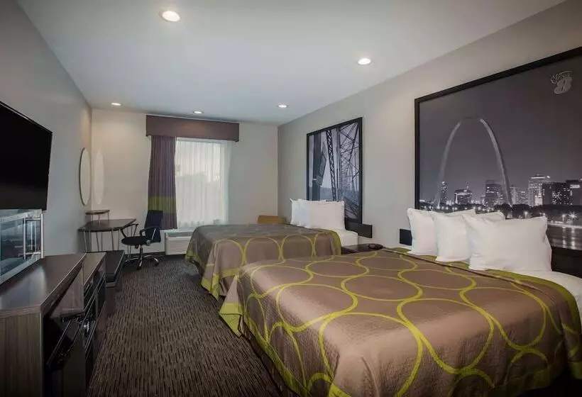Hotelli Super 8 By Wyndham St. Louis North