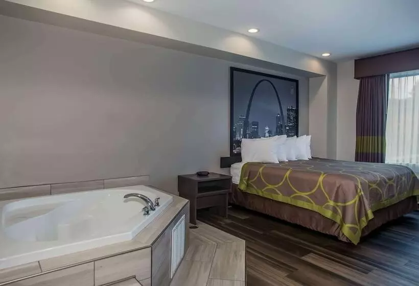 Hotelli Super 8 By Wyndham St. Louis North