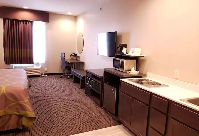 Hotelli Super 8 By Wyndham St. Louis North