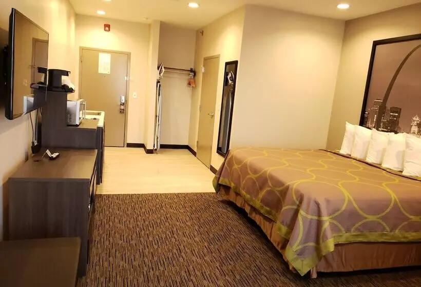 Hotelli Super 8 By Wyndham St. Louis North