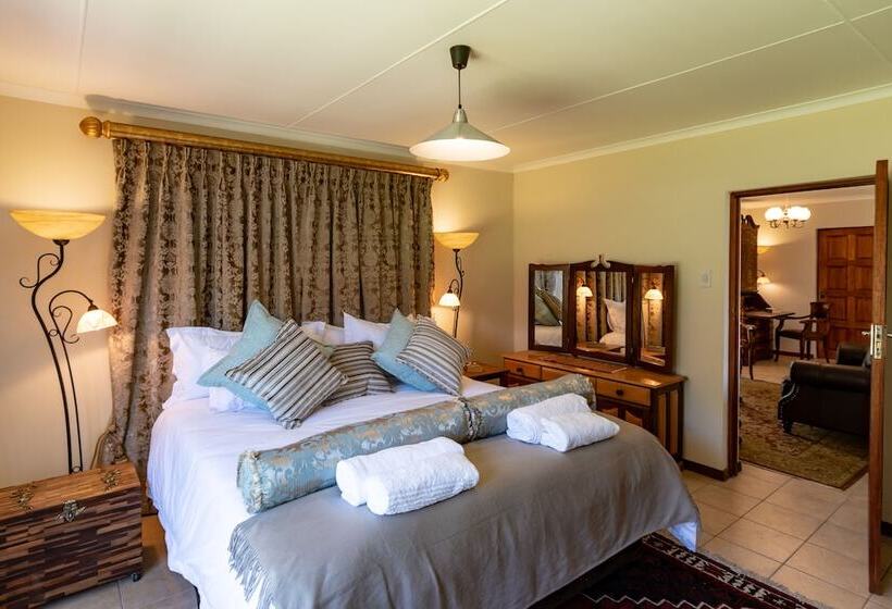 פנסיון Antiqua Guest House