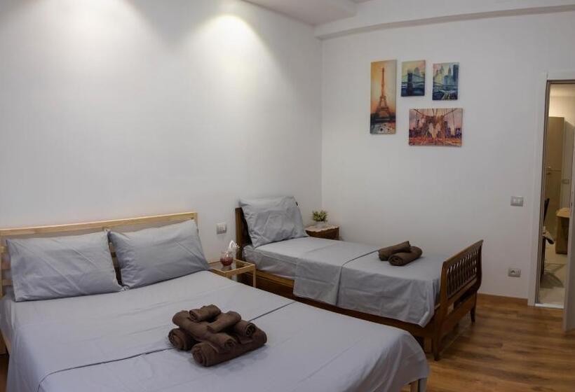 پانسیون Casamina