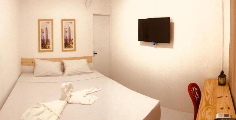 پانسیون Pousada Mel