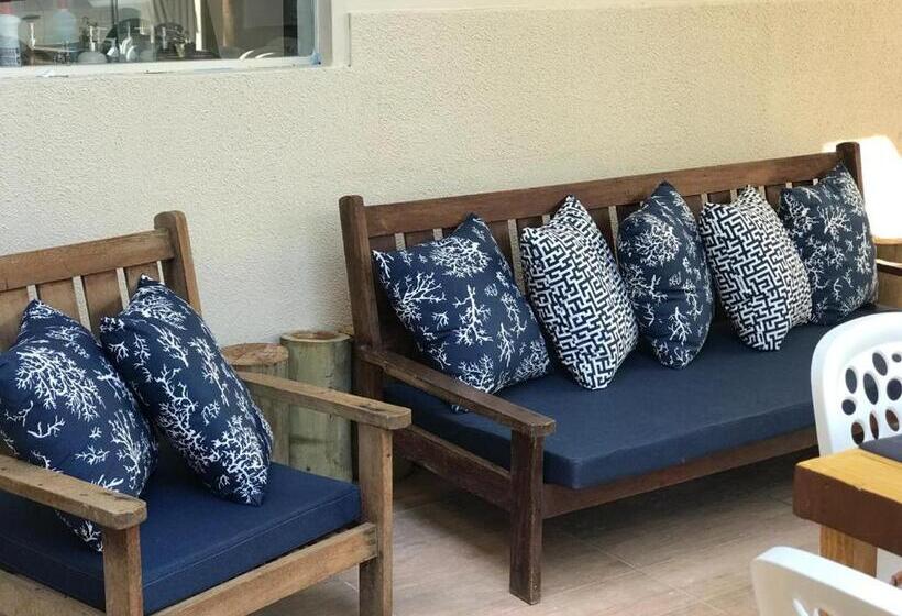 پانسیون Pousada Mel