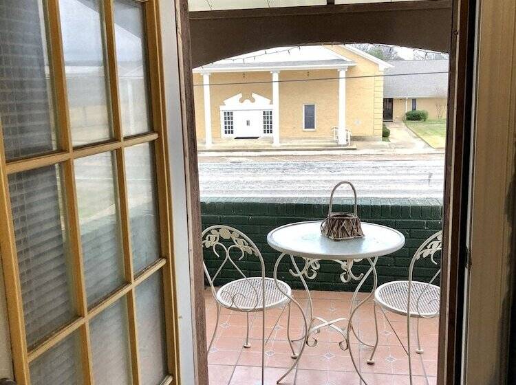 مبيت وإفطار Holder House Rentals