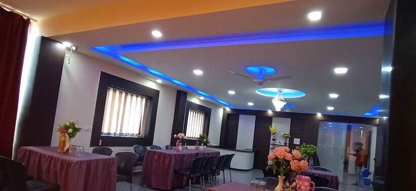 فندق The Royal Buddha