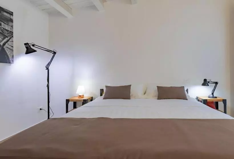 Hotelli Le Maestranze Deluxe Rooms