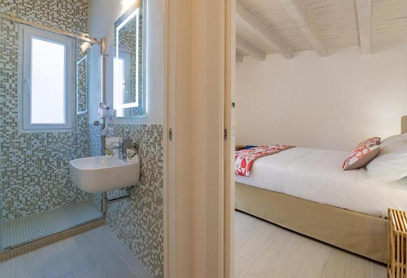 בית מלון כפרי Le Maestranze Deluxe Rooms