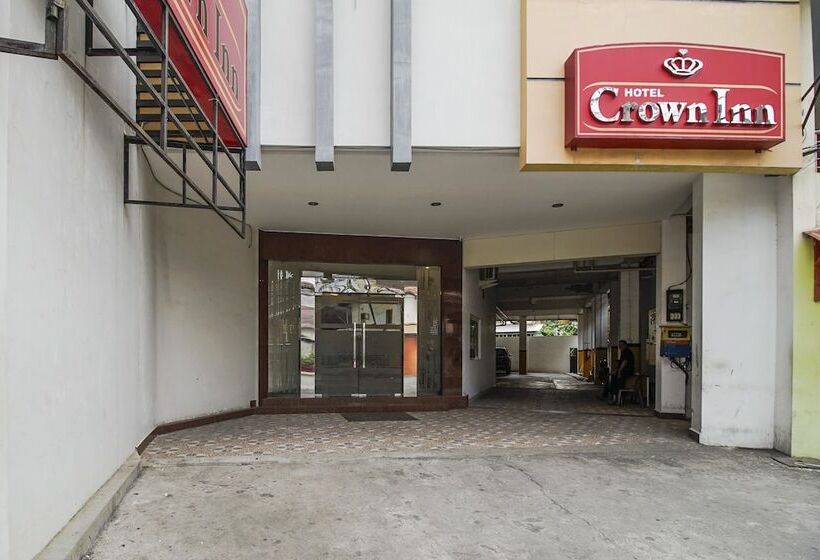 בית מלון כפרי Reddoorz Plus @ Karebosi Area 2