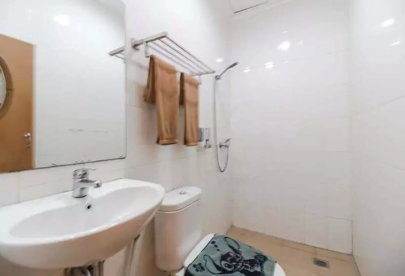 Hotelli Reddoorz Plus @ Karebosi Area 2