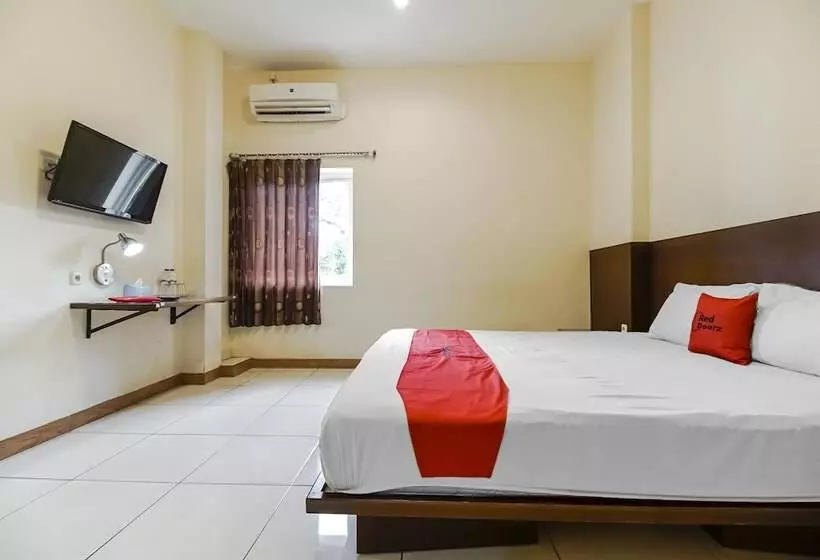 Hotelli Reddoorz Plus @ Karebosi Area 2