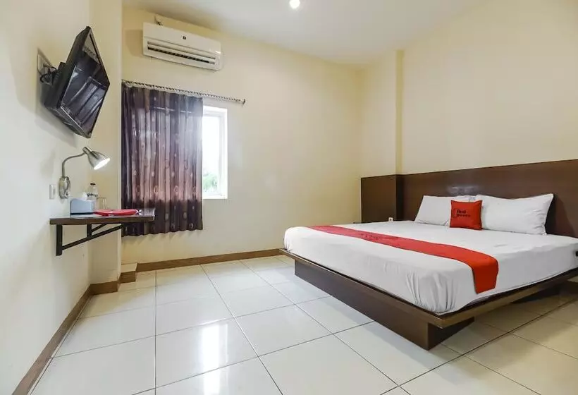 Hotelli Reddoorz Plus @ Karebosi Area 2