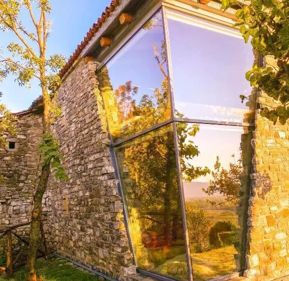 پانسیون Mrizi I Zanave Agroturizëm
